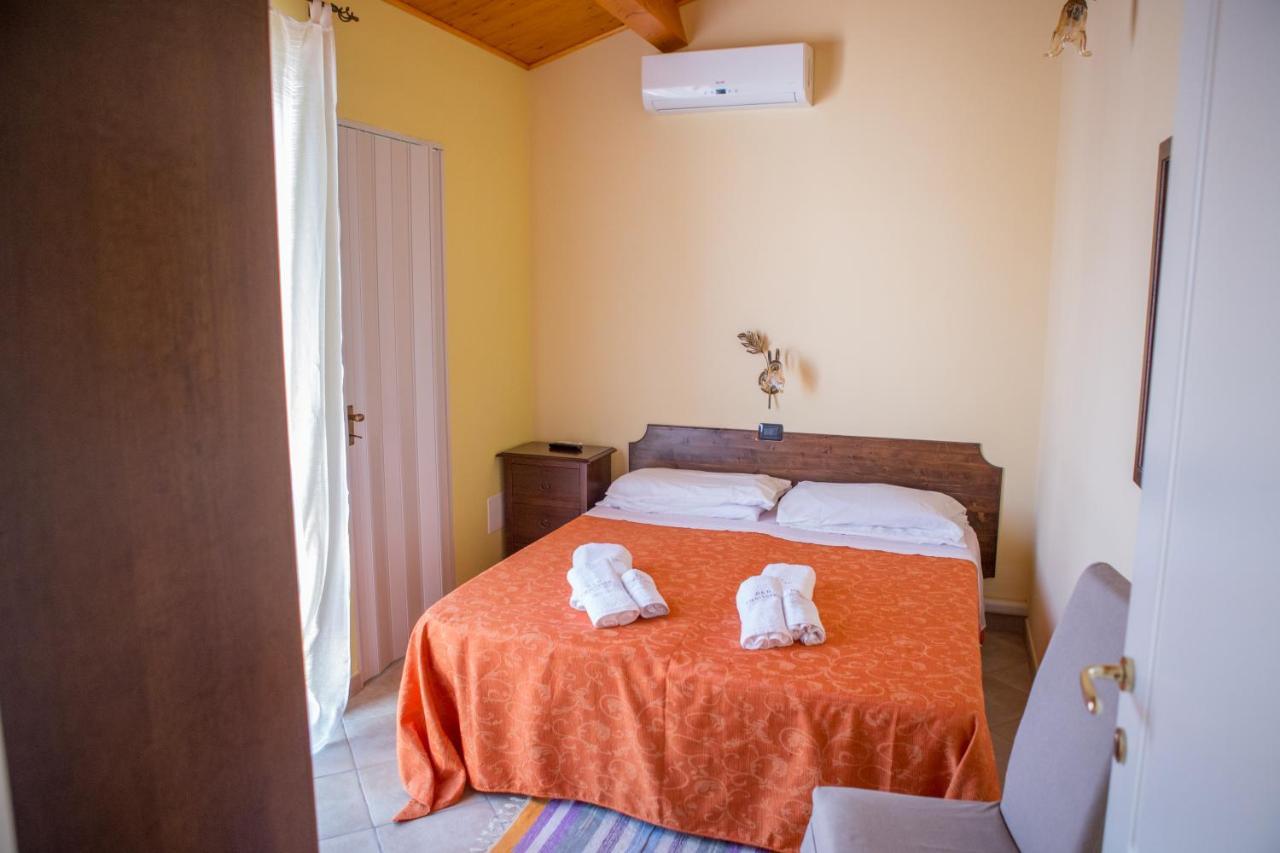 B&B Del Corso Vittorio Вибо-Валентия Экстерьер фото